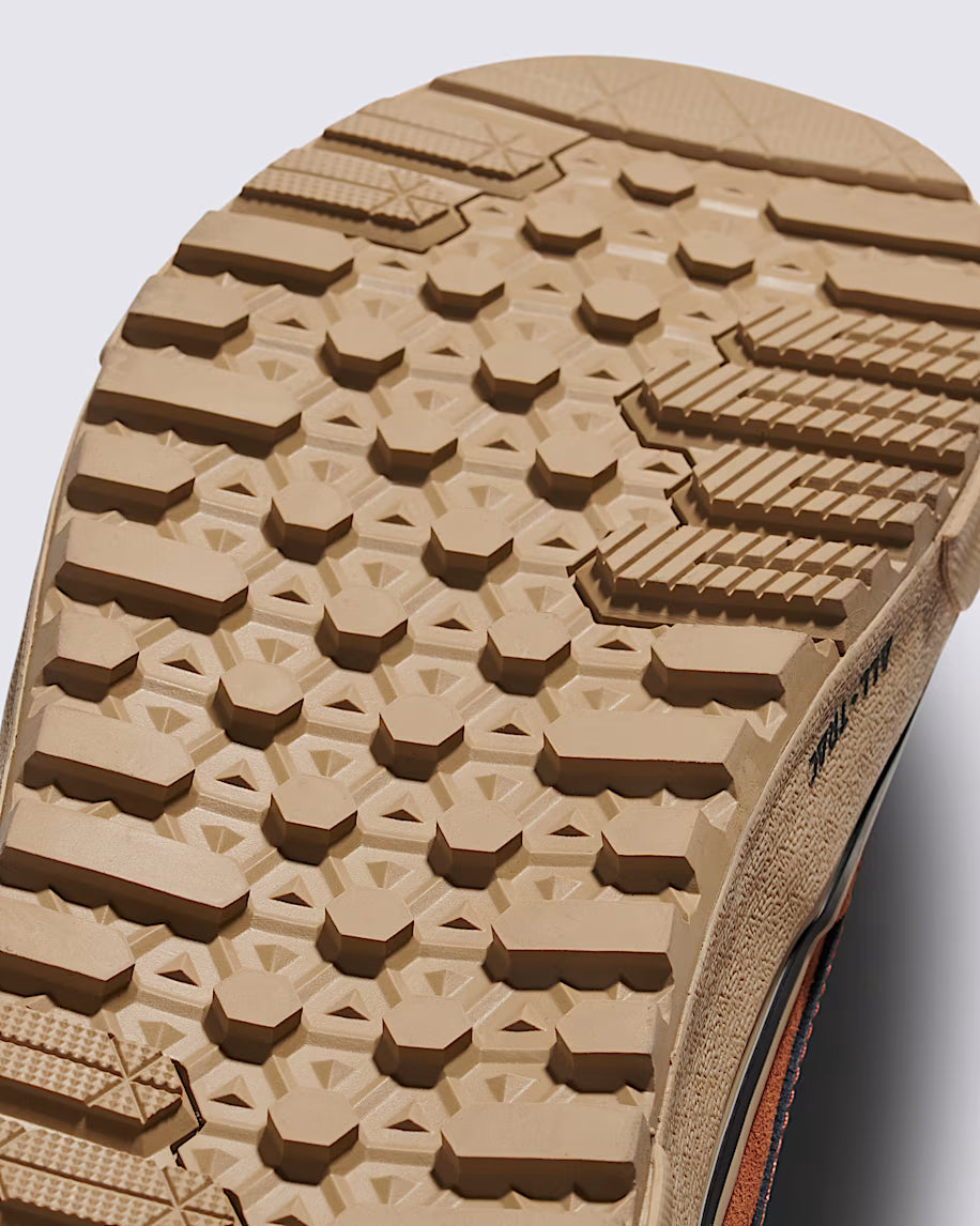 Vans Sk8-Hi Waterproof Insulated Unisex Shoe