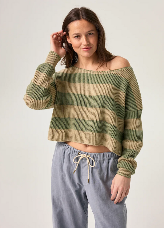 Levitate Women's Island Sweater